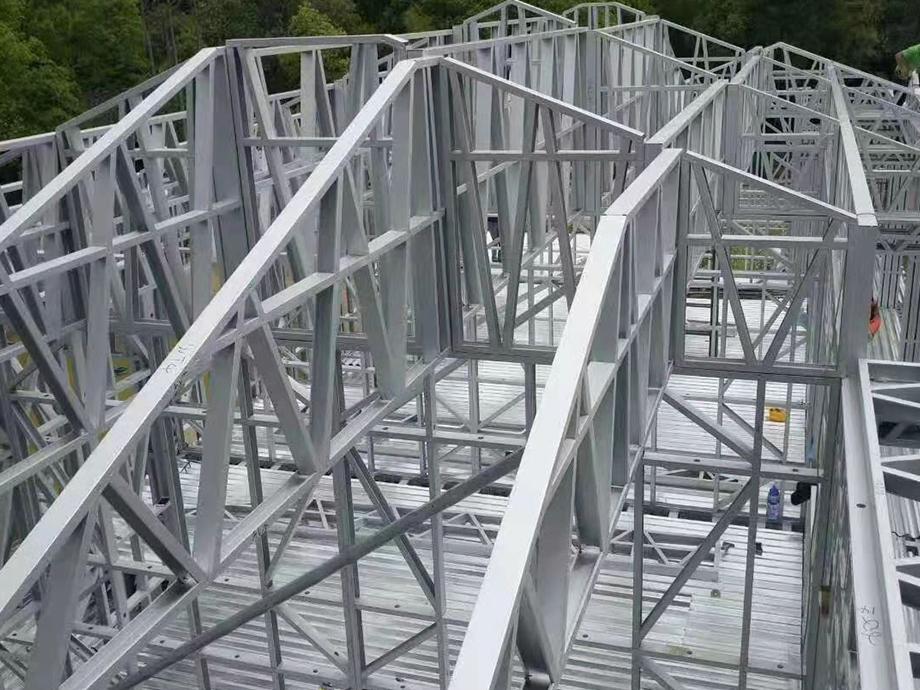  钢结构中轻钢和重钢有哪些不同